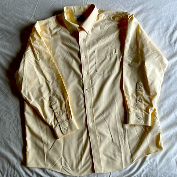 *Like New* Men’s Sz 17.5-33 Yellow LL Bean Traditional Fit Button Down - Picture 2 of 5